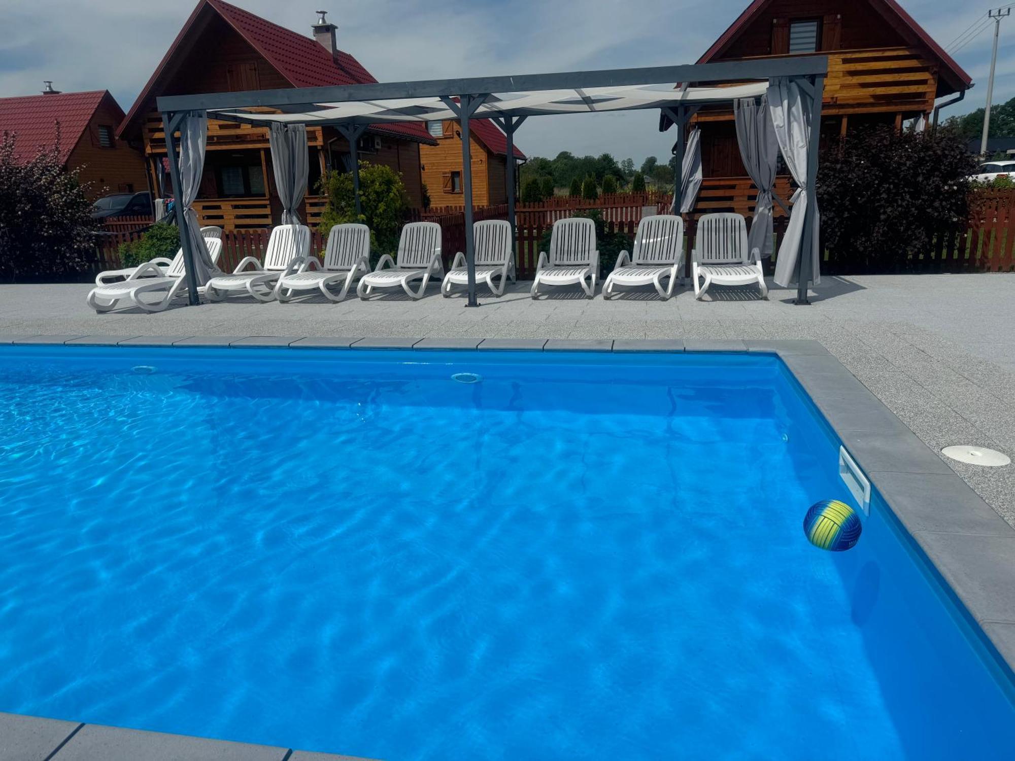 Miodowa Sadyba Domki Caloroczne Kluczbork Ligota Zamecka Exterior foto